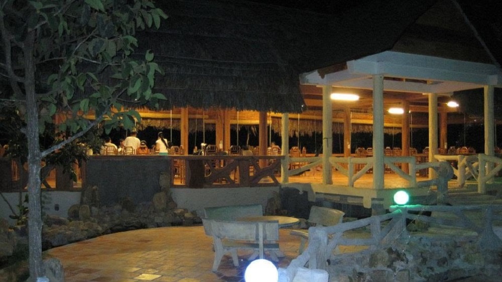 Nhà hàng thân thiện, gần gũi thiên nhiên của Du Sơn