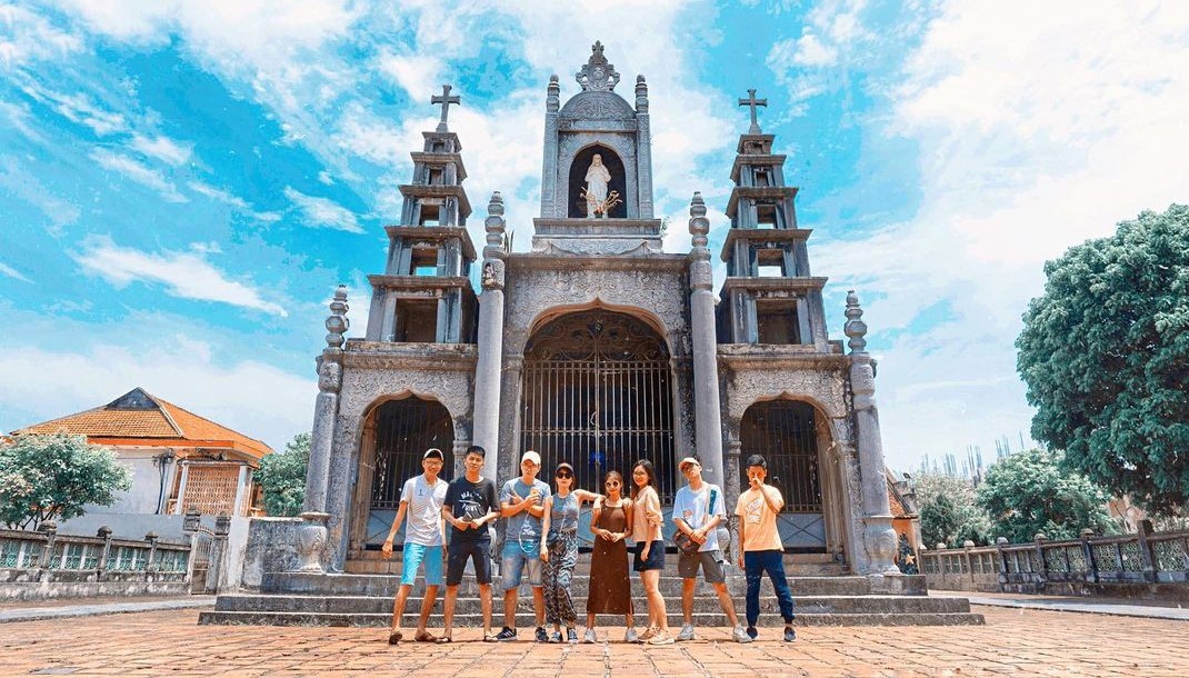 Nhà thờ đá Phát Diệm - địa điểm du lịch nổi bật tại Ninh Bình