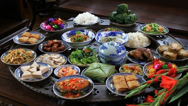 khám phá những món ăn truyền thống ngày Tết của Việt Nam