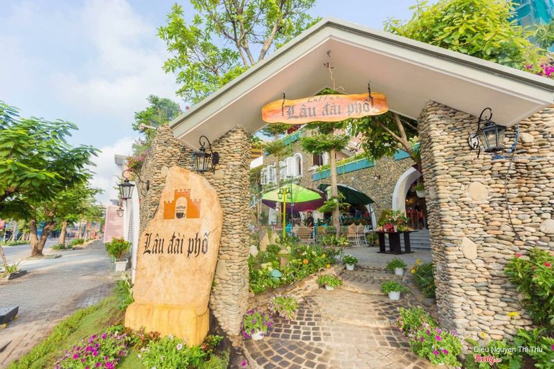 Lưu ngay  Top 10 Địa Điểm Cafe Sáng  View Xịn ở Bình Dương
