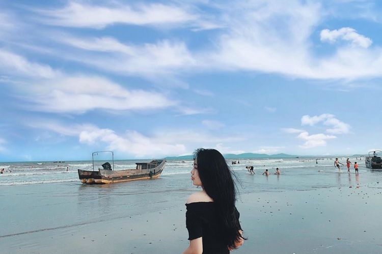 Tất tần tật về Bãi biển trà cổ Quảng Ninh vẻ đẹp đến hút hồn